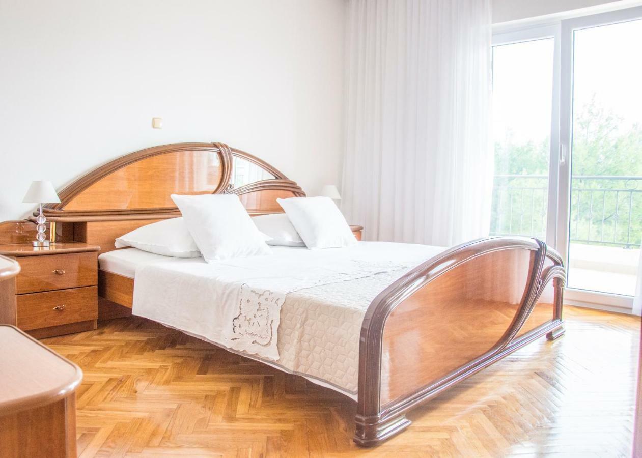 Relax Inn Podstrana Exterior foto